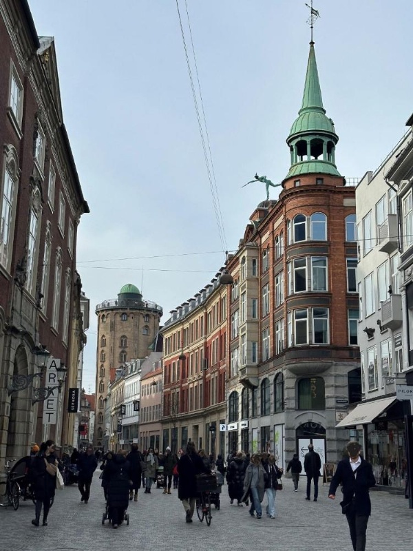 ApartmentInCopenhagen Apartment 936 image 18
